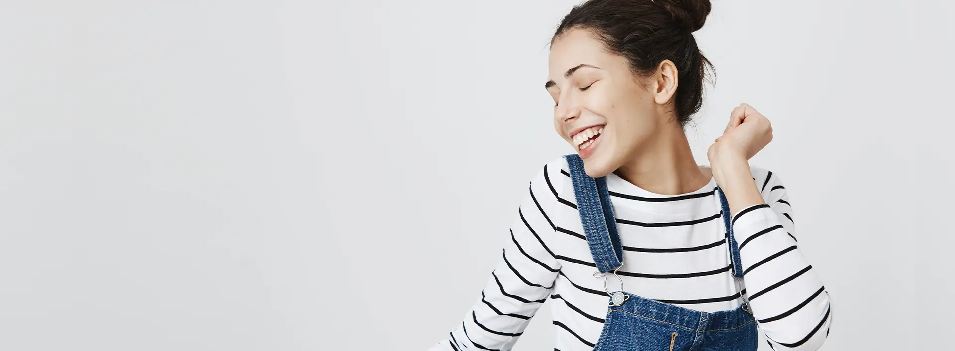 Hudson Orthodontics - Young woman smiling